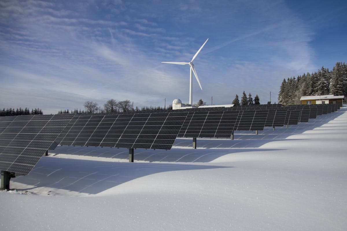 Residential rooftop solar array installation